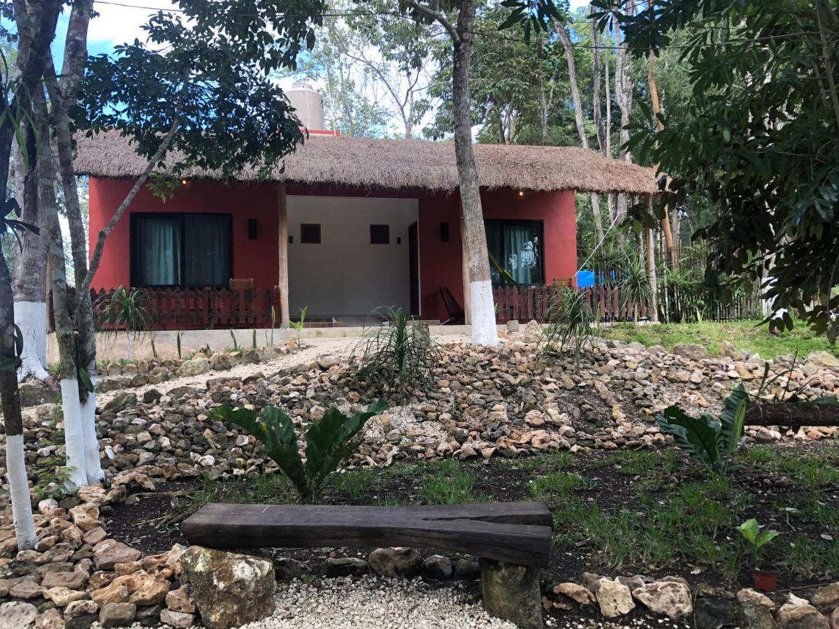 Hotel "Casa Las Lolas" Xpujil Exterior photo